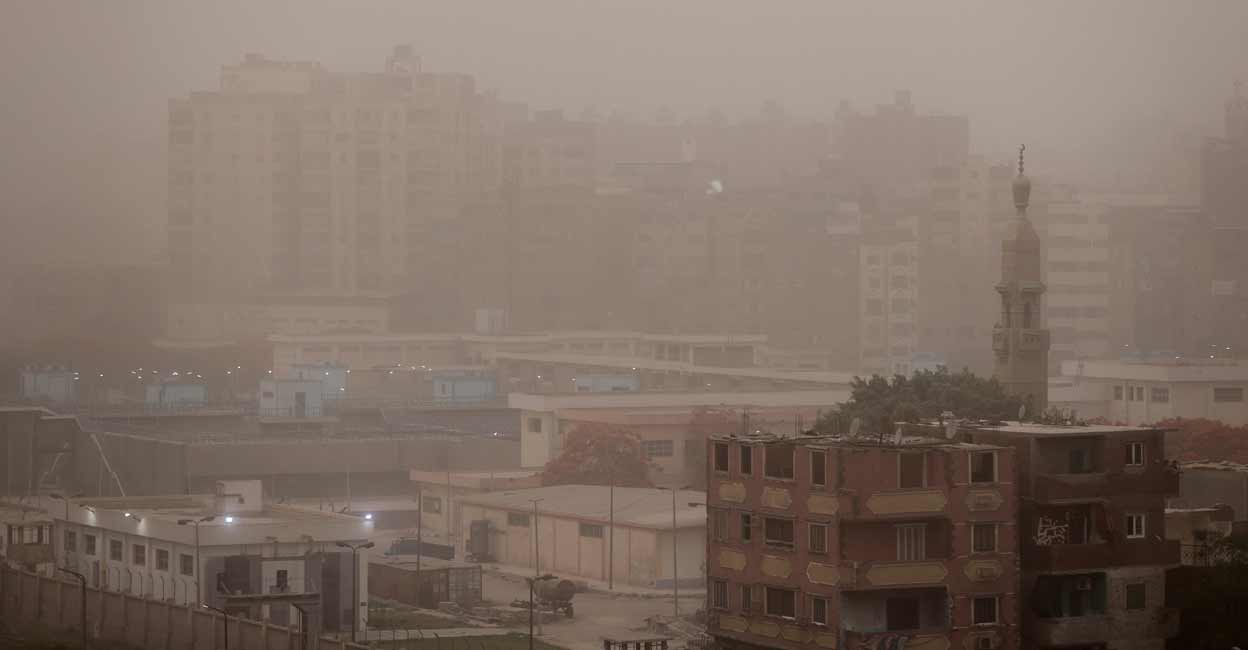 General view of buildings during a sandstorm in Cairo, Egyp. Photo: Reuters/Mohamed Abd El Ghany/File