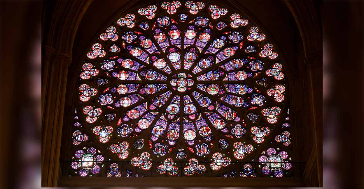 FRANCE-NOTREDAME A view of the South Rose window of Notre-Dame de Paris cathedral. Photo: LUDOVIC MARIN/Pool via REUTERS