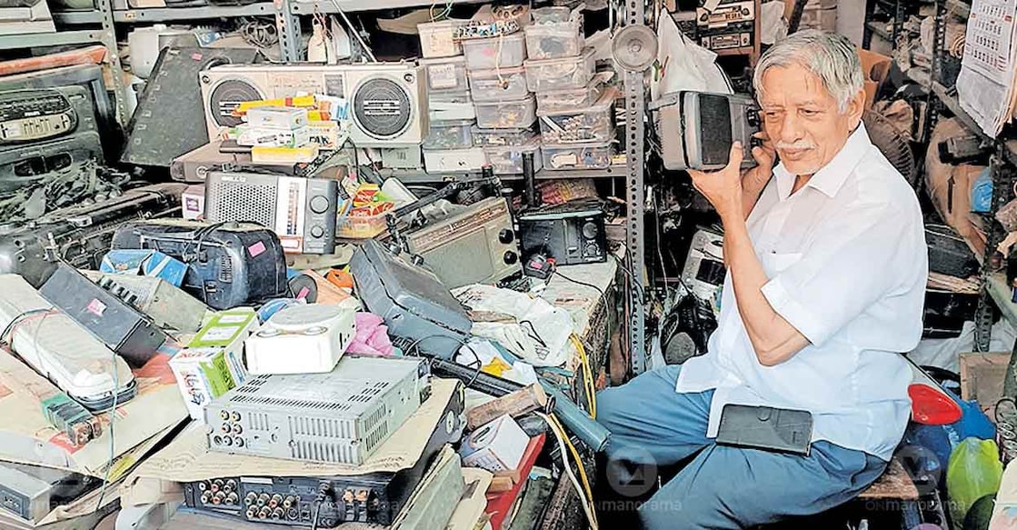 Moideenkutty began learning radio repairing at a time when owning a radio signified VIP status. Photo: Manorama