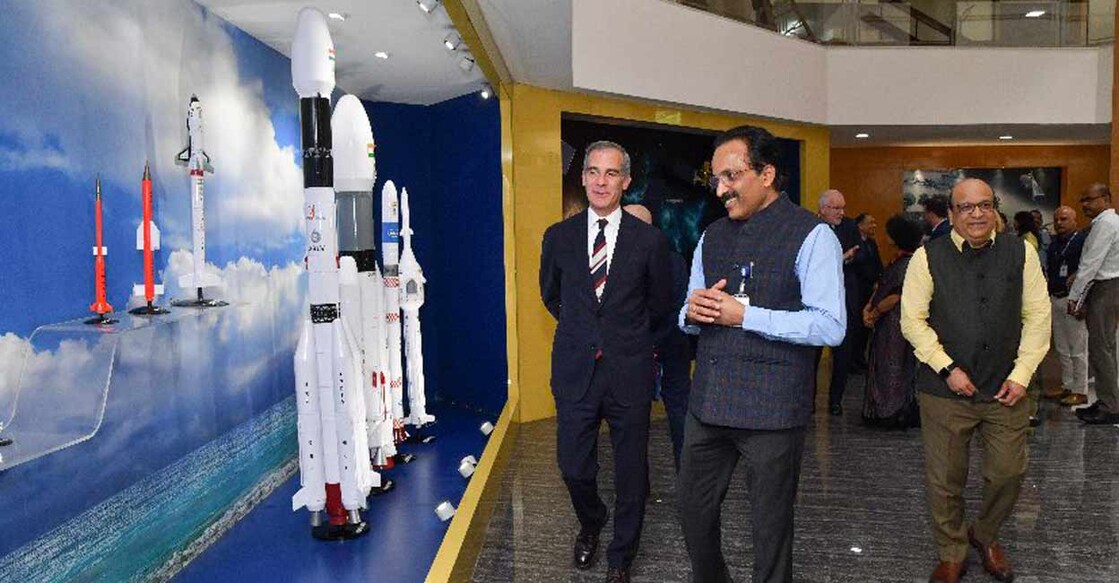 ISRO Chairman S Somanath with the US ambassador to India Eric Garcetti during the latter's visit to ISRO headquarters in Bengaluru. Photo: IANS