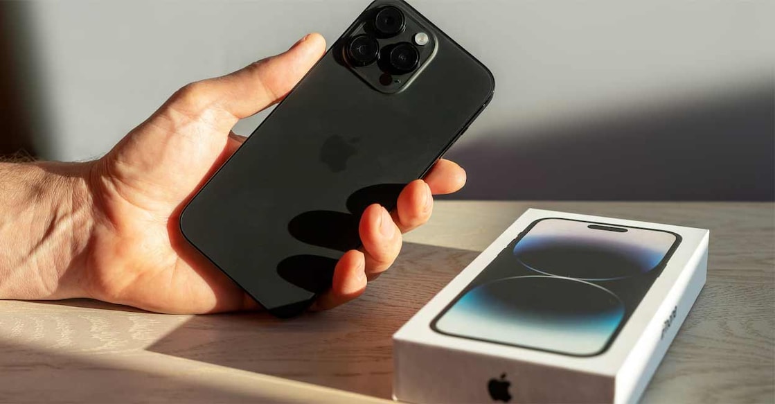 There is a huge discount for iPhone 14 in Republic Day sales. Image used for representational purpose. Photo: valiantsin suprunovich/iStock