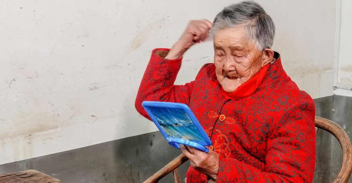 Born in 1901, Qiu Chaishi has witnessed significant historical events. Image posted on X by @ChineseEmbinTT