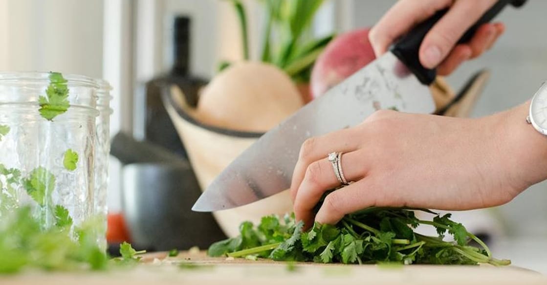75% women in Maharashtra get 30 minutes a day for their passion, reveals survey (IANSlife) About 97 per cent women polled said that household workload rises during festivals due to increased cleaning and cooking requirements, Image courtesy: IANS