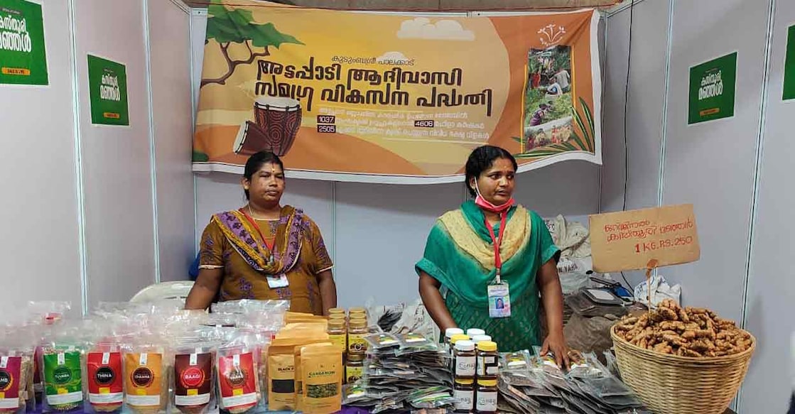 Valli Amma and Pushpa, of the Irula tribe, from Attappadi at the women-entrepreneurs meet.