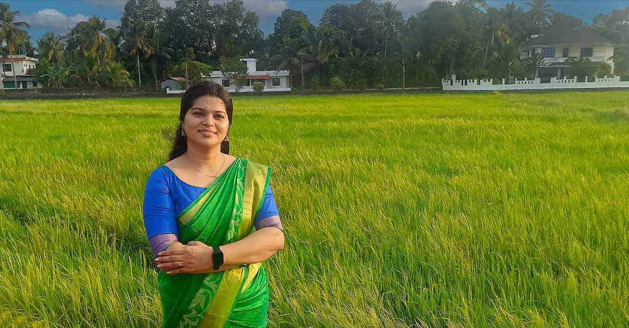 Dr G. Reenamol Dr G. Reenamol