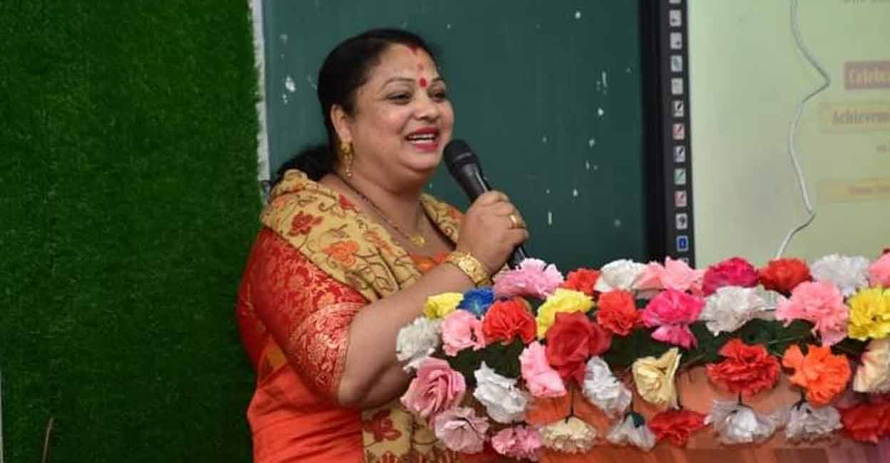 From Rs 1500 to Rs 3 cr: Gorakhpur's Sangeeta succeeds against odds. From Rs 1500 to Rs 3 cr: Gorakhpur's Sangeeta succeeds against odds.