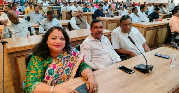 From Rs 1500 to Rs 3 cr: Gorakhpur's Sangeeta succeeds against odds. From Rs 1500 to Rs 3 cr: Gorakhpur's Sangeeta succeeds against odds.