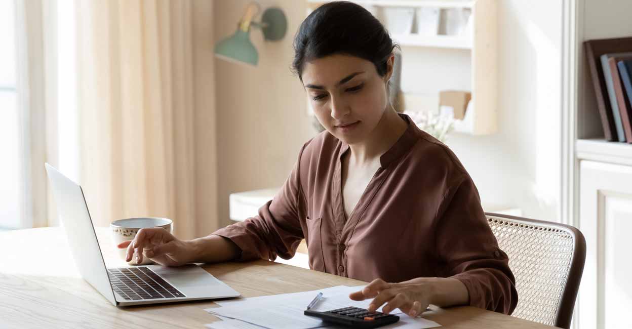 There has been an increase in women recruits recently in several technical roles like AI engineers, ML engineers, and data scientists. Representational image: fizkes / Shutterstock