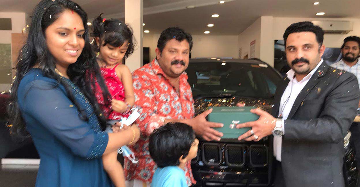hareesh-kanaran-jeep-1 hareesh-kanaran-jeep-1