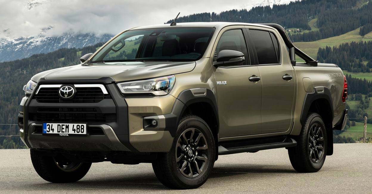 Recyclen bagageruimte Verstrooien Toyota eyes the premium pickup space with Hilux | Fast Track | Auto News |  Onmanorama
