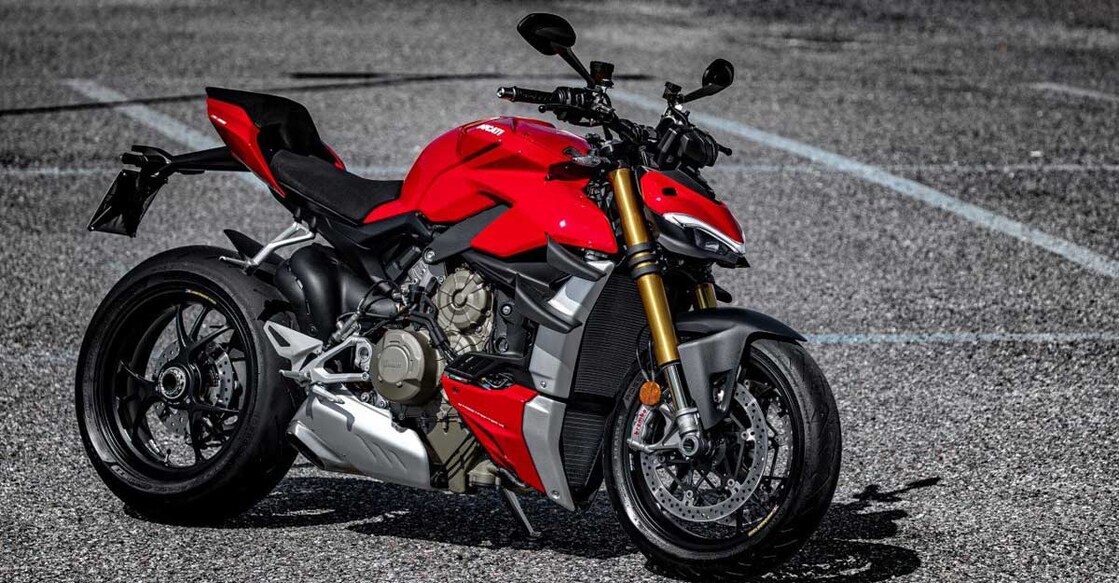 Ducati drives in new Streetfighter V4, V4S in India Ducati drives in new Streetfighter V4, V4S in India