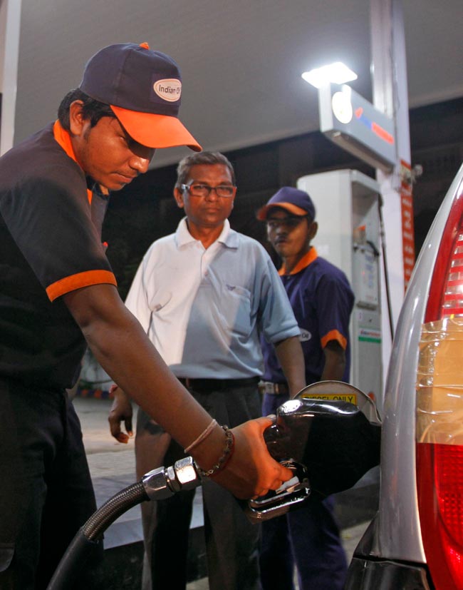INDIA-FUELPRICES/HIKE