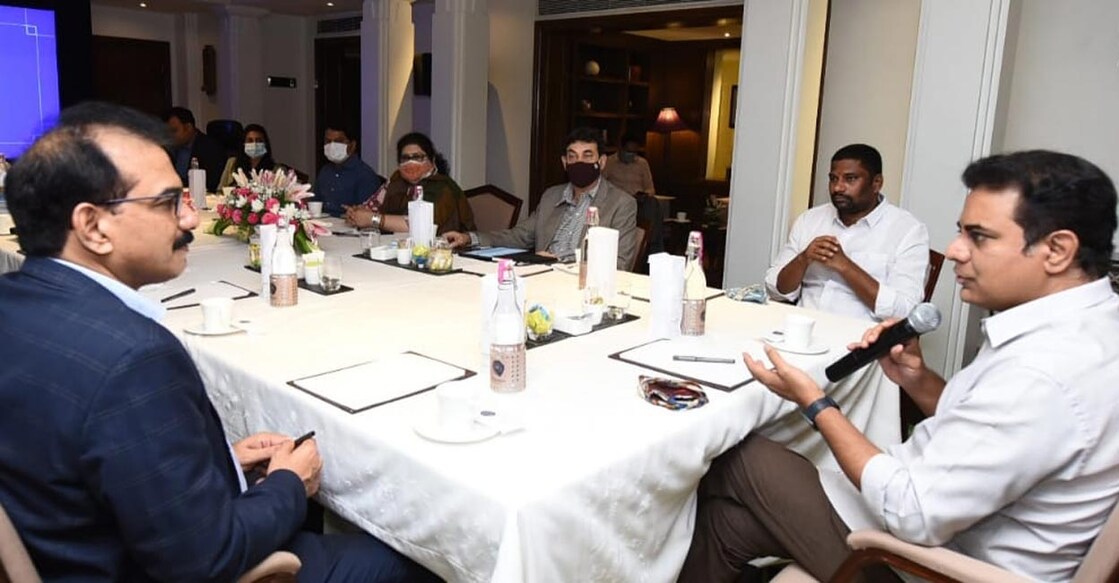  Kitex Group Managing Director Sabu M Jacob with his delegation meet Telangana minister KT Rama Rao