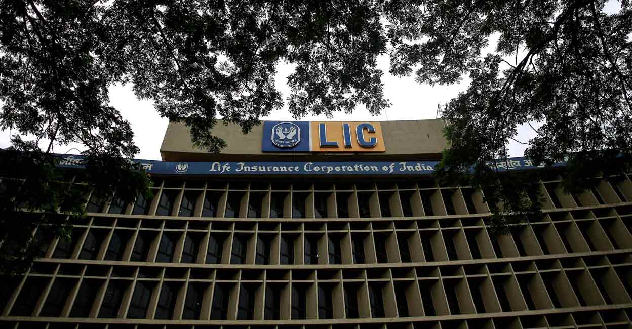 An exterior view of Life Insurance Corporation of India's (LIC) Mumbai headquarters. File Photo: Reuters/Danish Siddiqui