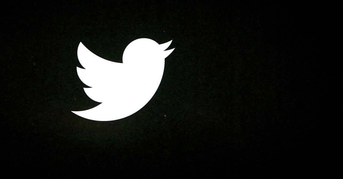 The Twitter logo is seen at the company's headquarters in San Francisco, California October 4, 2013. Photo: Robert Galbraith/Reuters/File