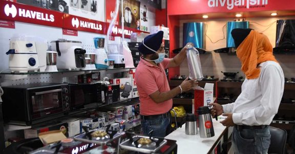 Consumer durables to see 3-5% price hikes as costlier imports amid rupee fall add to input costs Consumer durables to see 3-5% price hikes as costlier imports amid rupee fall add to input costs