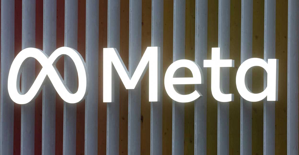The logo of Meta Platforms is seen in Davos, Switzerland, May 22, 2022. Photo: Arnd Wiegmann/Reuters