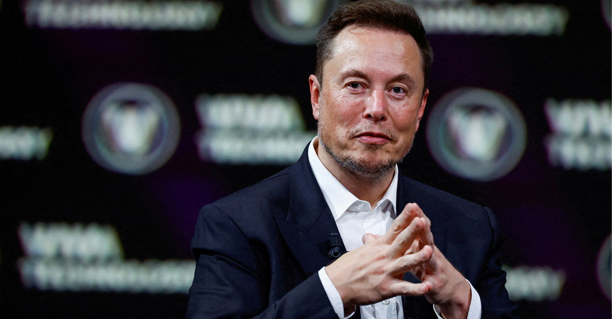 Elon Musk, Chief Executive Officer of SpaceX and Tesla and owner of Twitter, gestures as he attends the Viva Technology conference dedicated to innovation and startups at the Porte de Versailles exhibition centre in Paris on June 16, 2023. Photo: REUTERS/Gonzalo Fuentes/File Photo