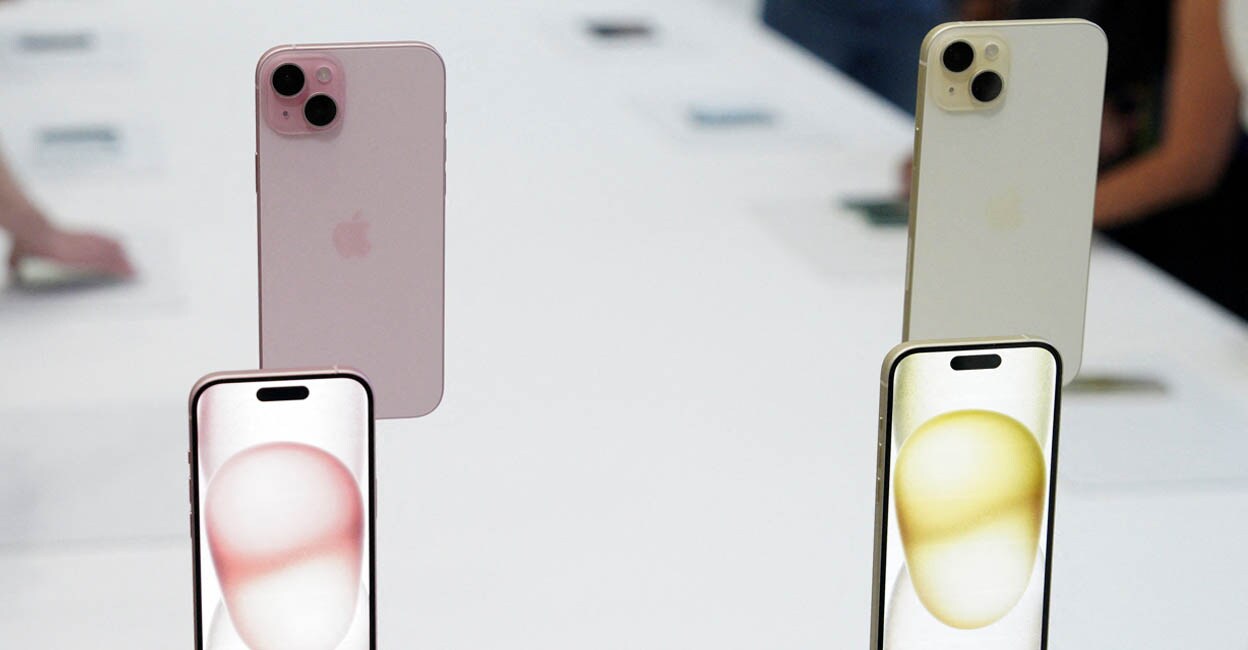 New iPhone 15 and iPhone 15 Plus are displayed during the 'Wonderlust' event at the company's headquarters in Cupertino, California, US, on Tuesday. Photo: REUTERS/Loren Elliott