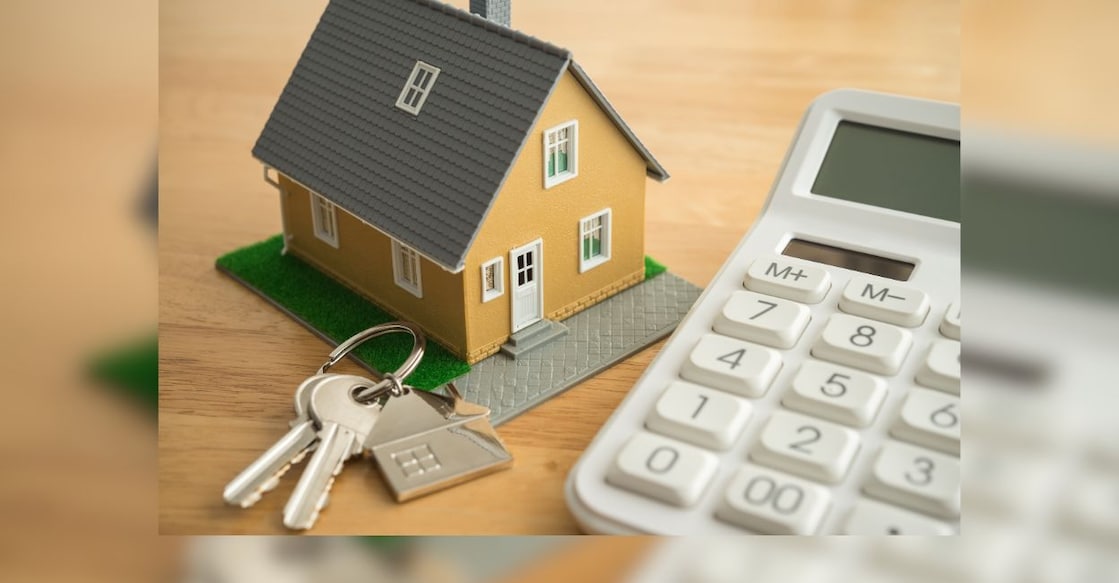 Bajaj Housing Finance offers attractive benefits like loan amounts up to Rs. 15 crore, competitive interest rates starting at 8.50%. Photo: Shutterstock/Bajaj Housing Finance