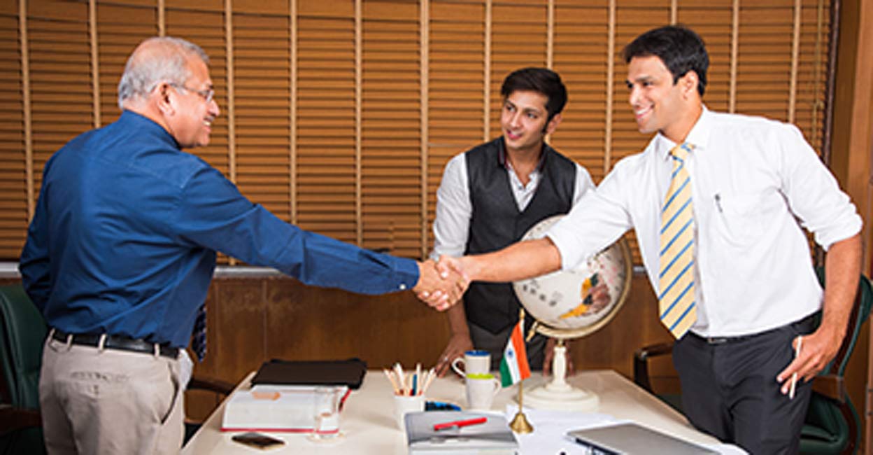 How to choose between a Mudra loan and a business loan Photo: https://www.bajajfinserv.in/mudra-loan