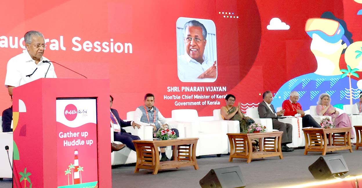Chief Minister Pinarayi Vijayan inaugurating Huddle Global 2024 at Kovalam on Thursday. Photo: Special Arrangement