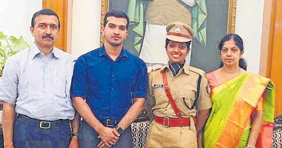 upsc-achiever-family upsc-achiever-family
