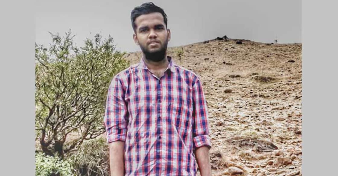 Student earns a bounty hunting software bugs  