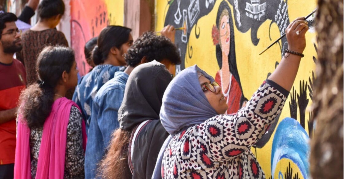 Renaissance paints the walls of Govt Law College