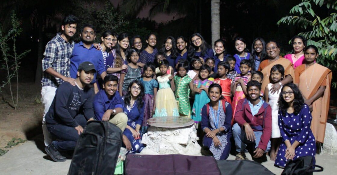 Kristu Jayanti students visit old-age home