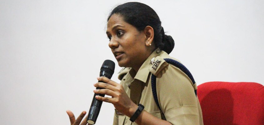Dyavaiah, IPS, urges LBS students to strive to reach their goals Dyavaiah, IPS, urges LBS students to strive to reach their goals