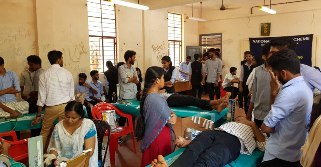 Blood donation camp at LBS, Kasaragod 