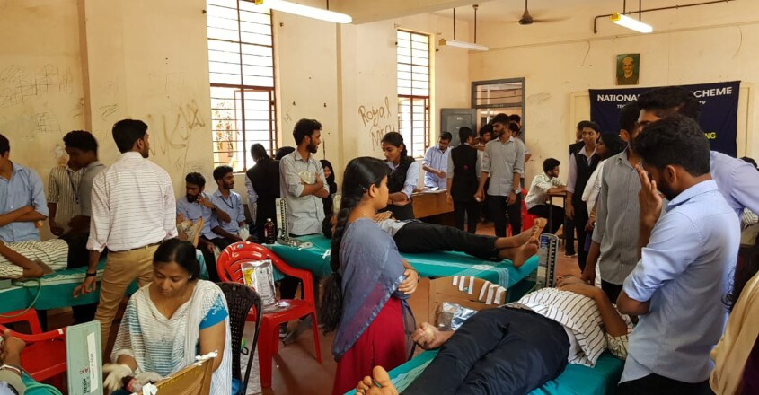 Blood donation camp at LBS, Kasaragod 