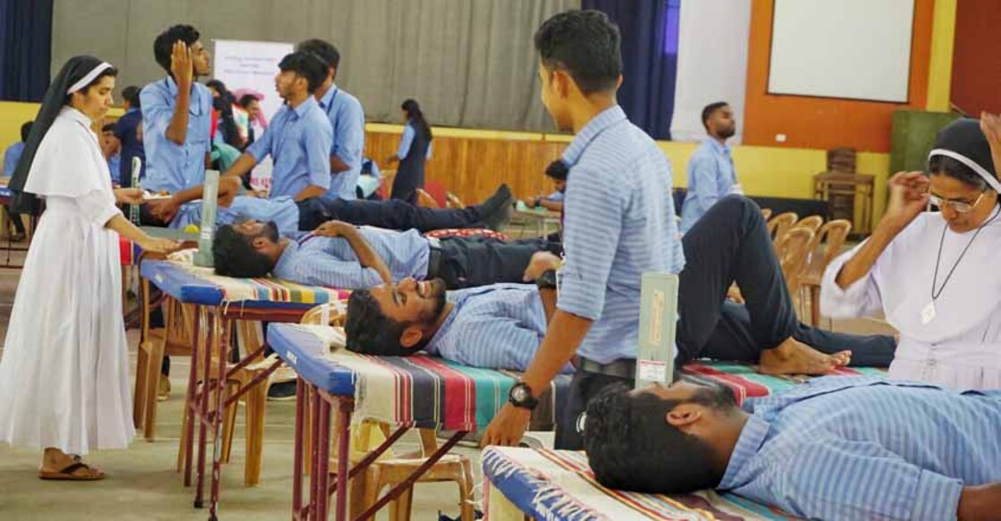 blood-donation blood-donation