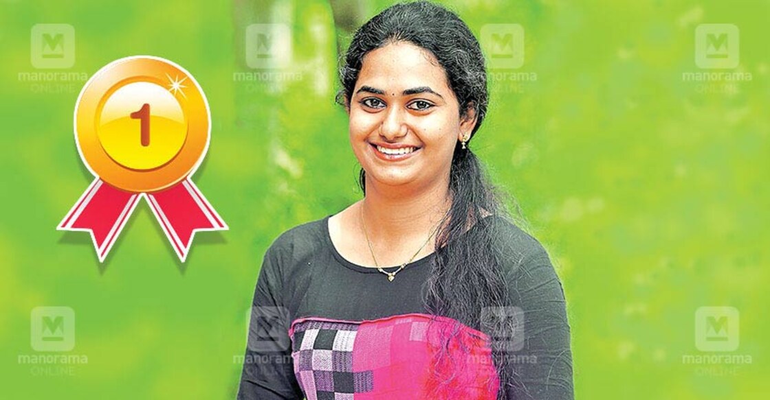 CDS girl topper 2019 shares preparation tips