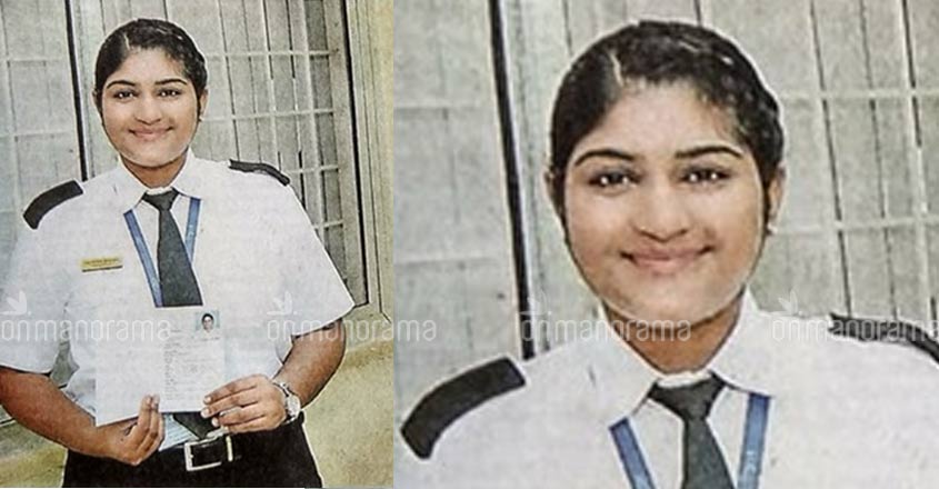 Kochi teen Nilofer is Kerala's youngest qualified pilot Kochi teen Nilofer is Kerala's youngest qualified pilot