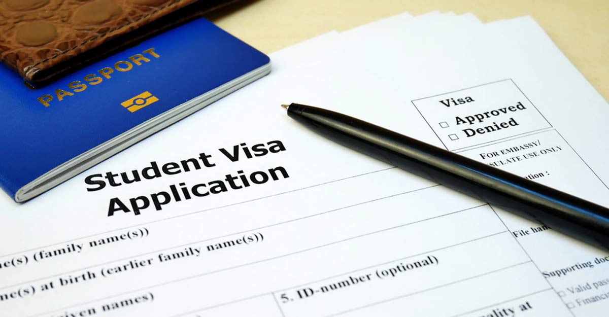Explained: How will the new students' visa rule affect Indians in the US? |  Education & Career | Manroama English