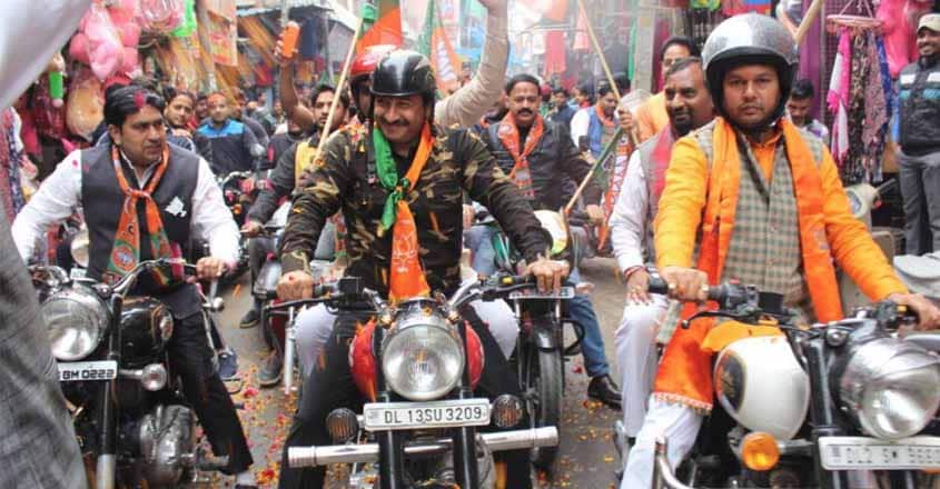 manoj-tiwari-army manoj-tiwari-army