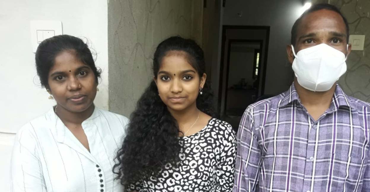 Meerakrishna with her mother Sreeja and father Mathan Meerakrishna with her mother Sreeja and father Mathan