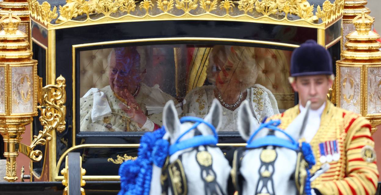 King Charles, Queen Camilla King Charles, Queen Camilla arrive at Westminster Abbey for coronation. Photo: Reuters