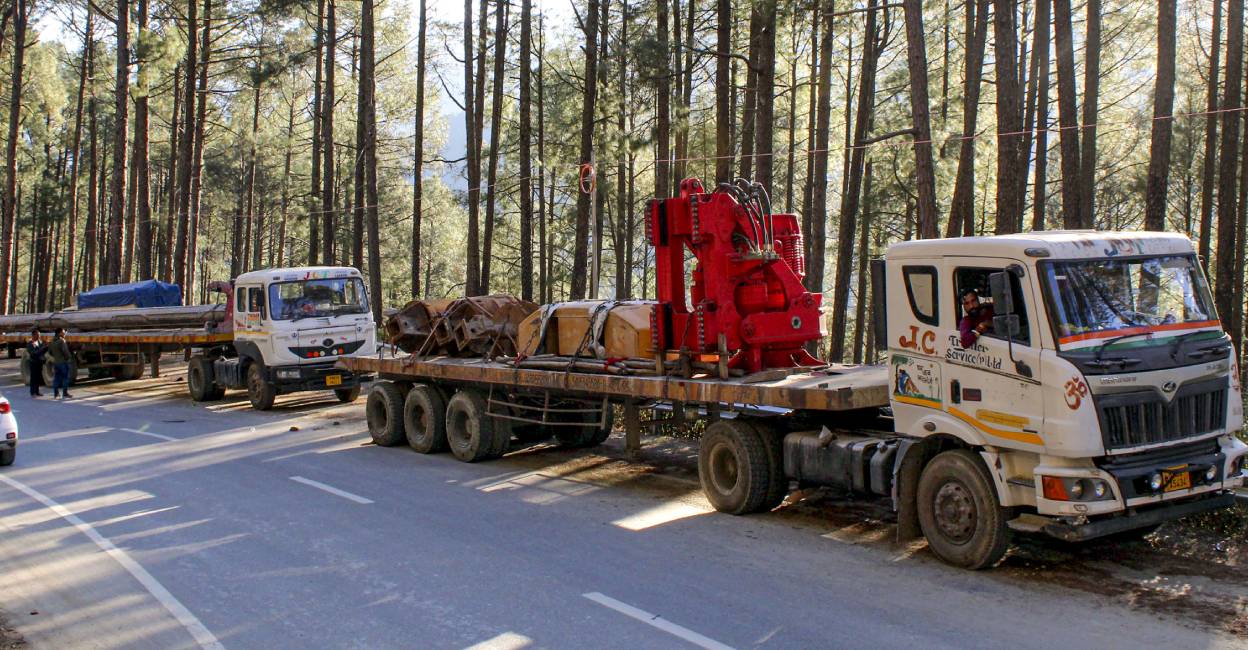 machinery-to-tunnel-site machinery-to-tunnel-site