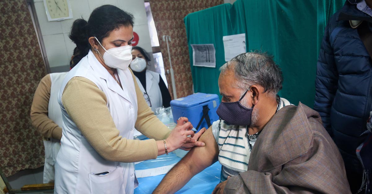 COVID-19 vaccine: India to conduct second dry run in all districts today