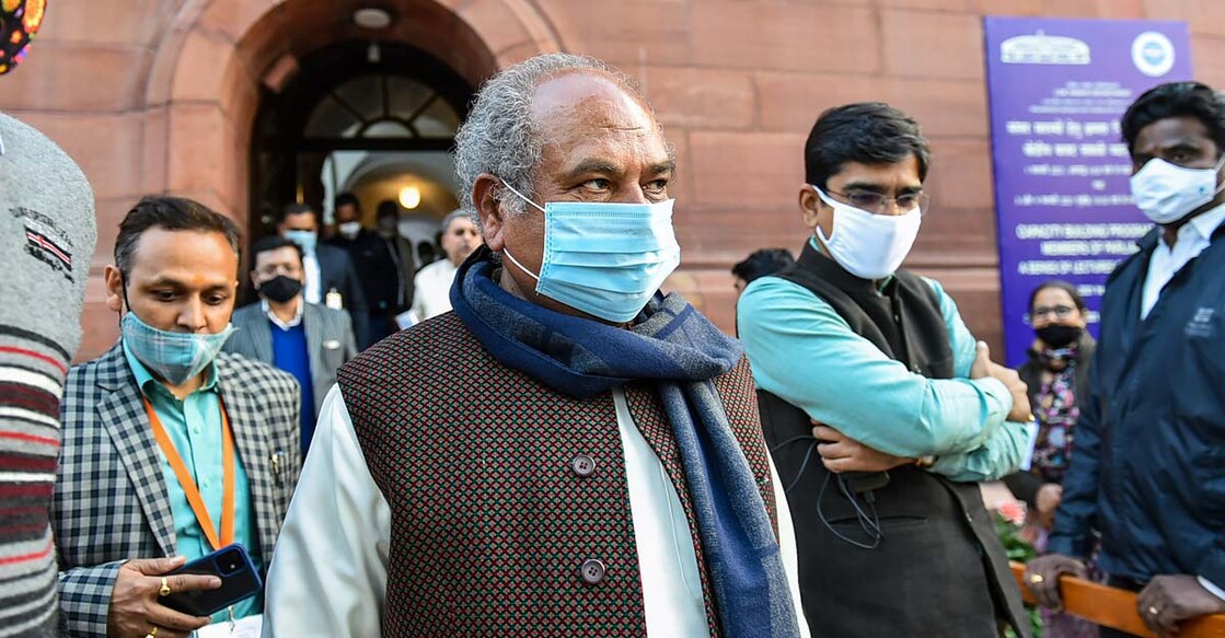 Farm laws issue rocks Lok Sabha for second day, Oppn demands separate discussion