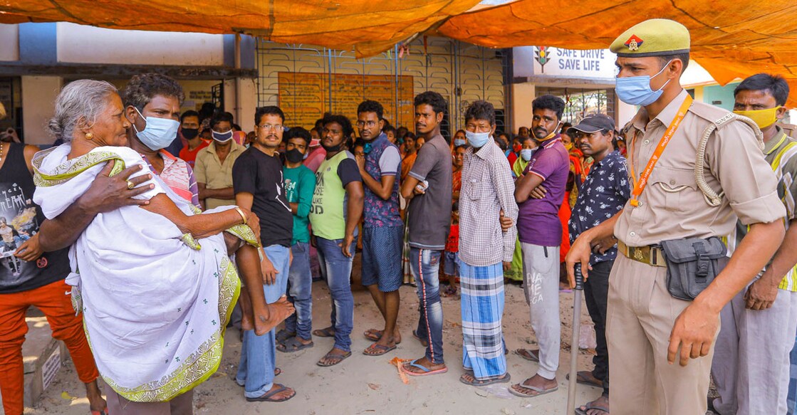 Polling begins for 44 seats in fourth phase of West Bengal elections Polling begins for 44 seats in fourth phase of West Bengal elections