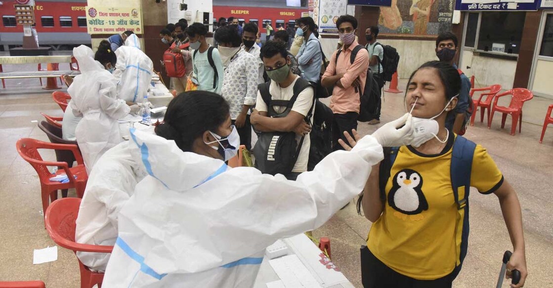 New lockdown-like restrictions in Maharashtra, inter-district travel banned