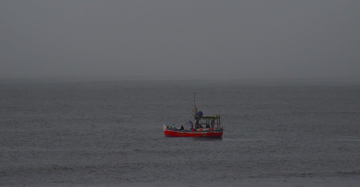 Coast Guard locates missing boat with 11 fishermen around 370 km from Lakshadweep