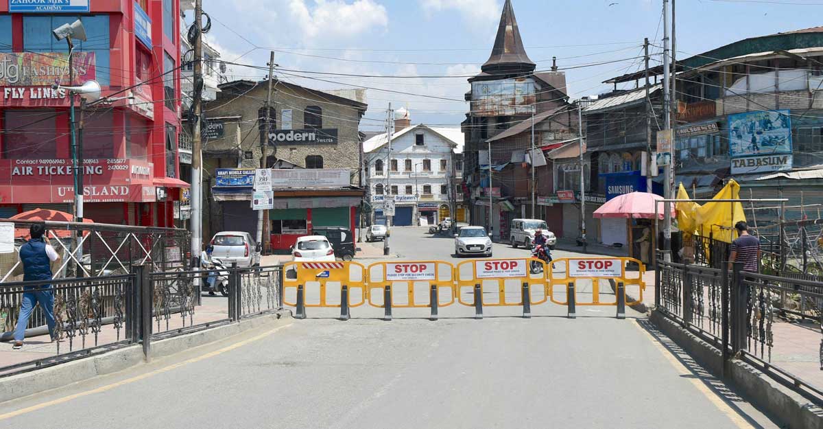 A view of lockdown imposed in Jammu and Kashmir by administration in a bid to tackle the surge in COVID-19 cases, in Srinagar, Monday, May 3, 2021. PTI
