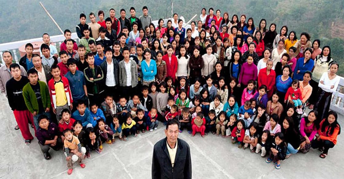  Zionghaka aka Zion-a with his family