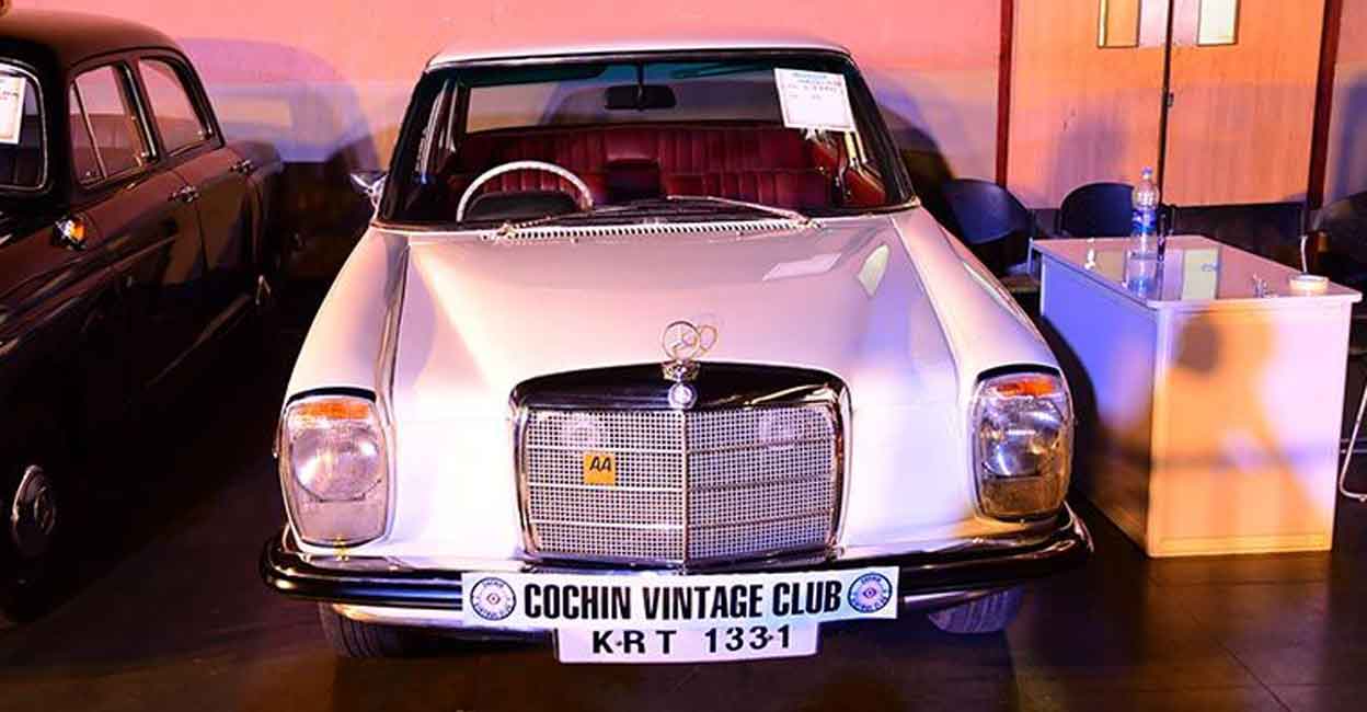 vintage-car-kochi-ne