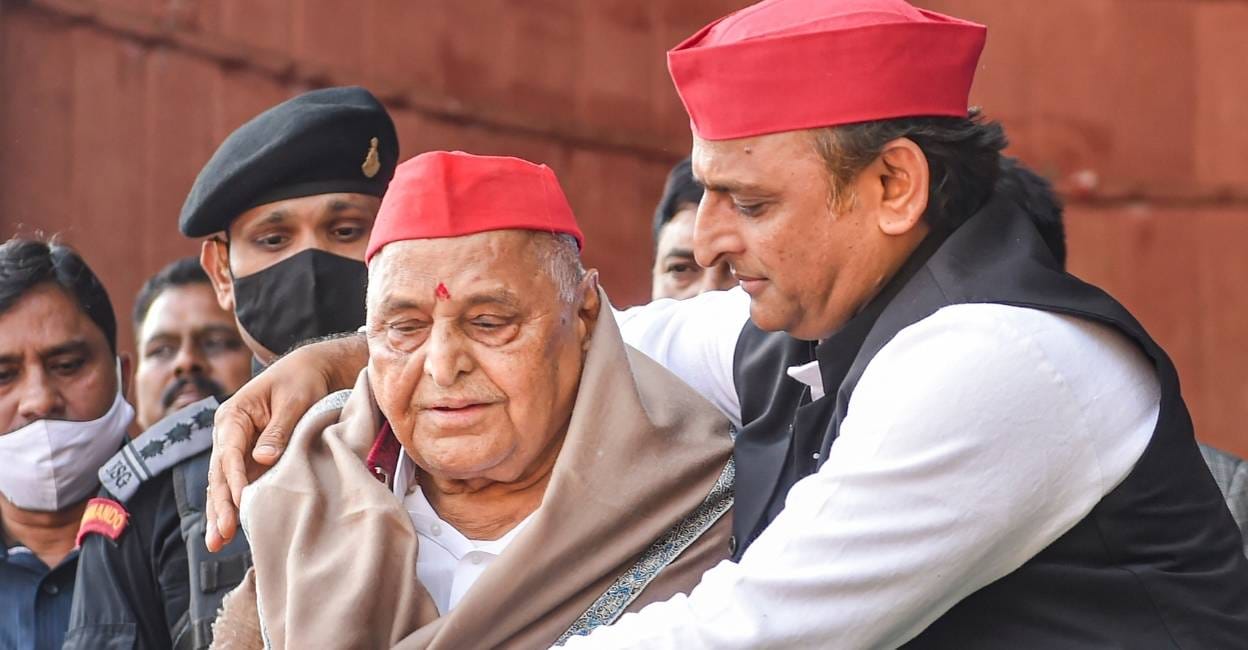 mulayam-akhilesh mulayam-akhilesh